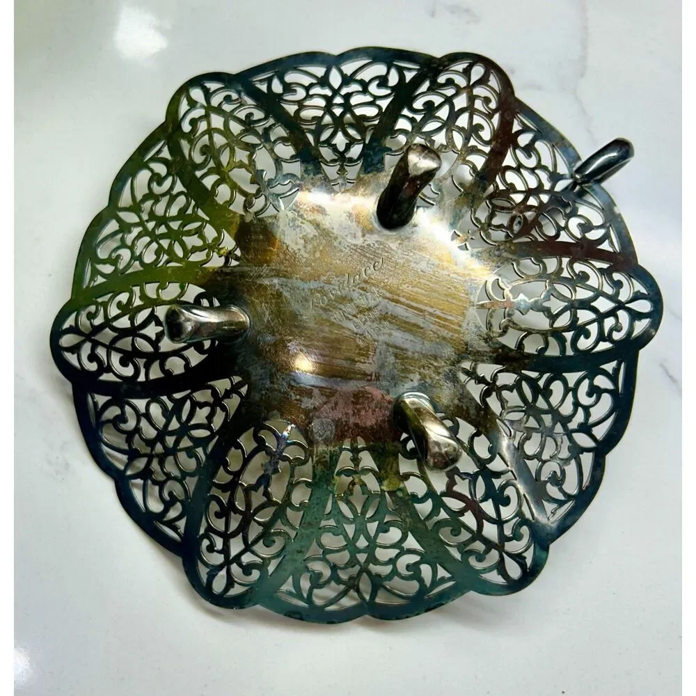Vintage International Silver Lovelace Footed Handled Candy Dish